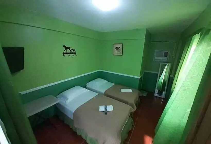 Hostal Maritonies Place