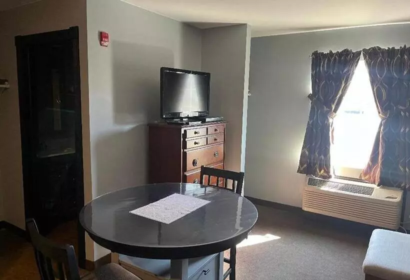 Hotelli Gamble Farm Inn And Suites