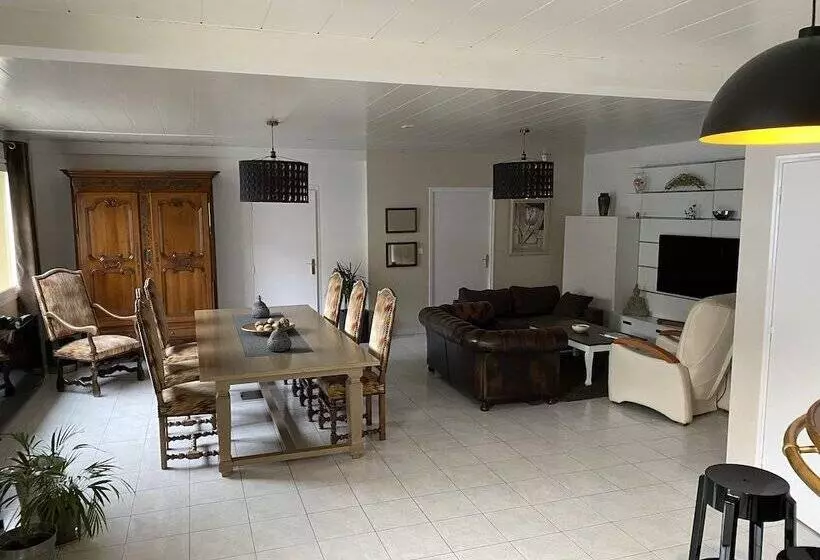 Hotelli Gite Du Cirque