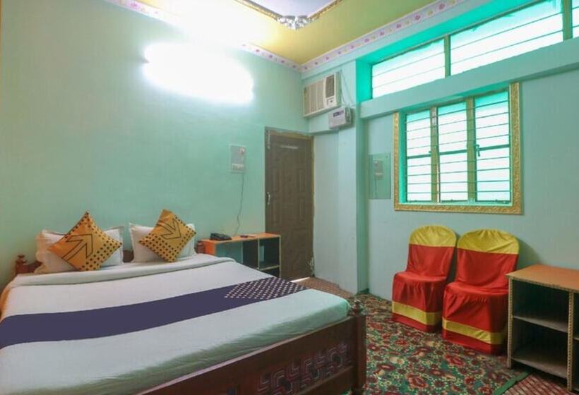 هتل Goroomgo Happy Palace Gaya