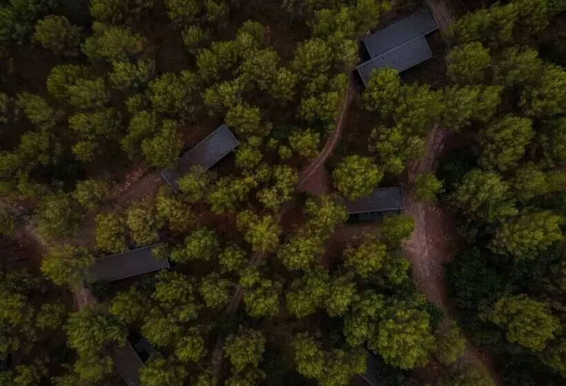 Hotelli Les Cabanes De L Oller Del Mas