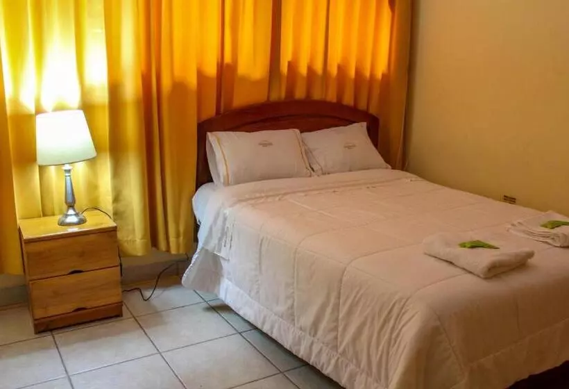 هتل Los Andes Suite Cajamarca