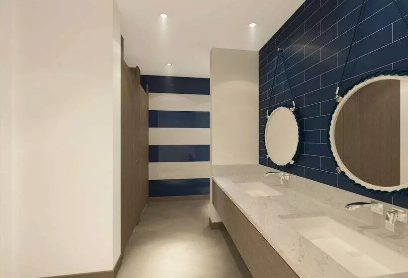 Hotelli Mercure Dubai Deira