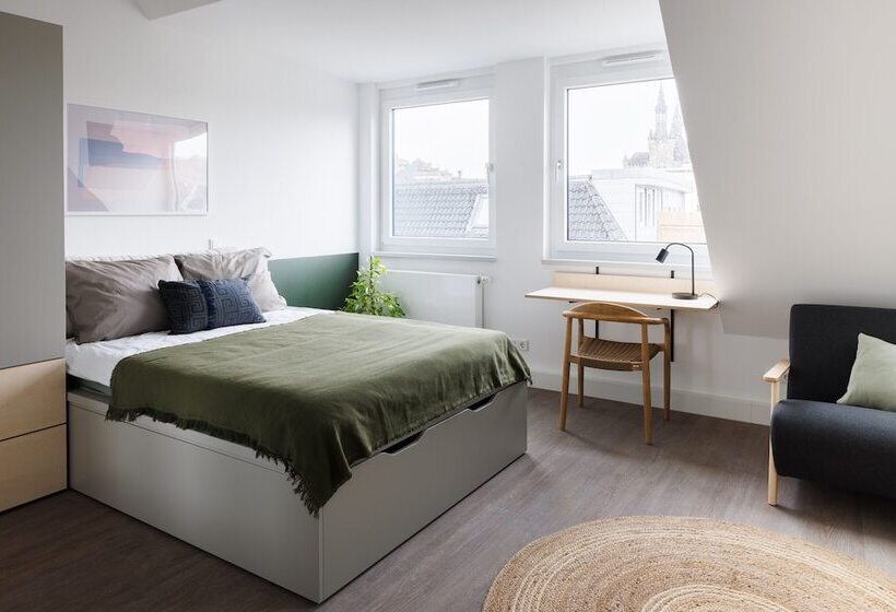 Szálloda Poha House Büchel