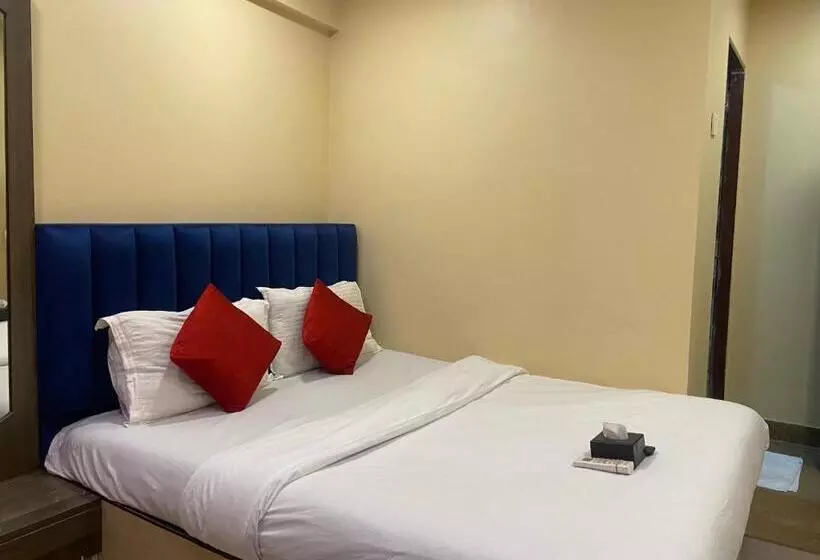 هتل Royal Grand   Near Mumbai International Airport