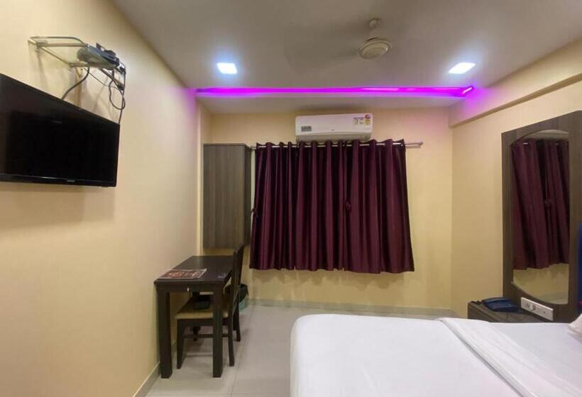 هتل Royal Grand   Near Mumbai International Airport