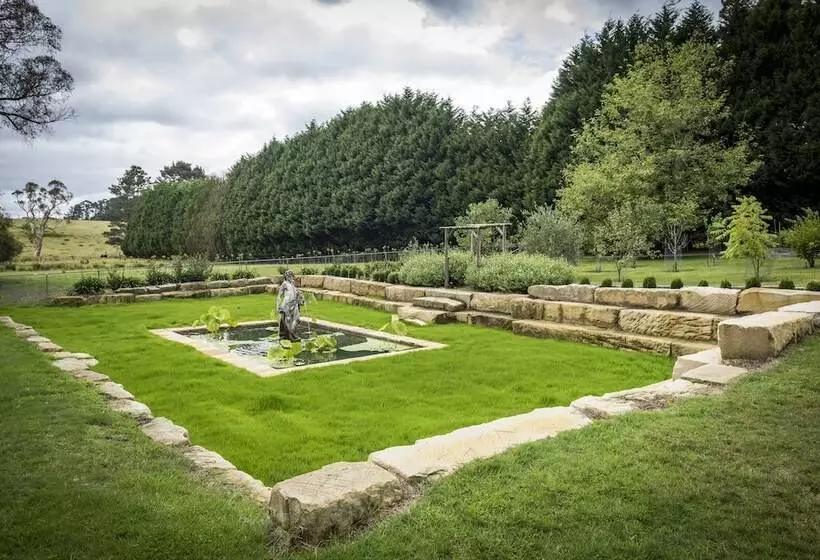 田舎風ホテル The Vale Penrose