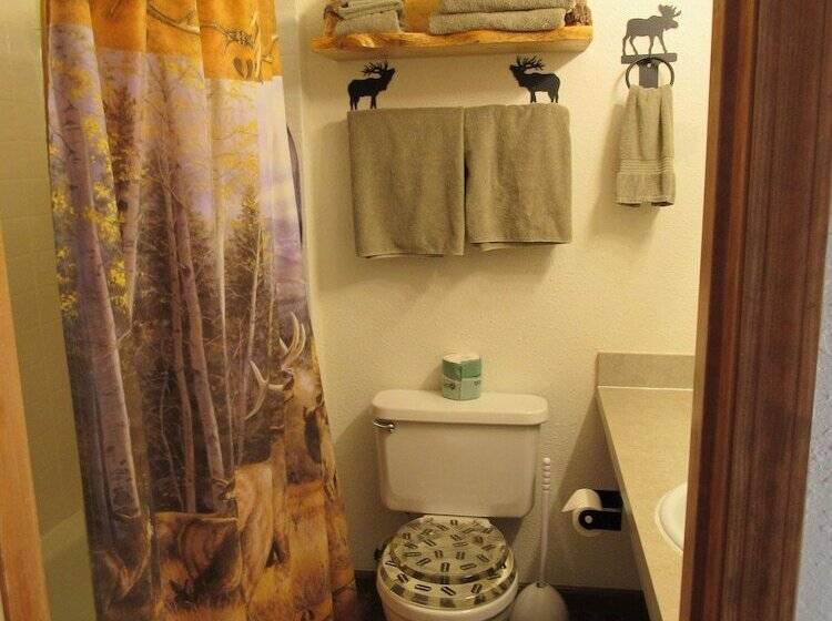 Otel The Woodsman Country Lodge