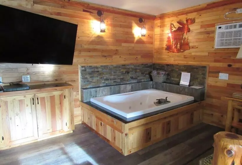 Hotelli The Woodsman Country Lodge