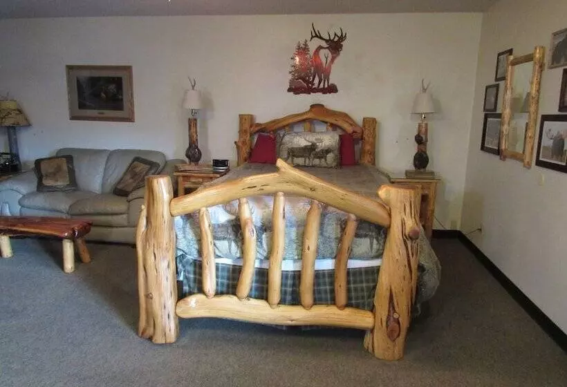 Hotelli The Woodsman Country Lodge