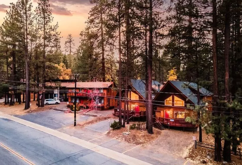 Jumper By Avantstay Serene Stylish Cabin W/ Hot Tub