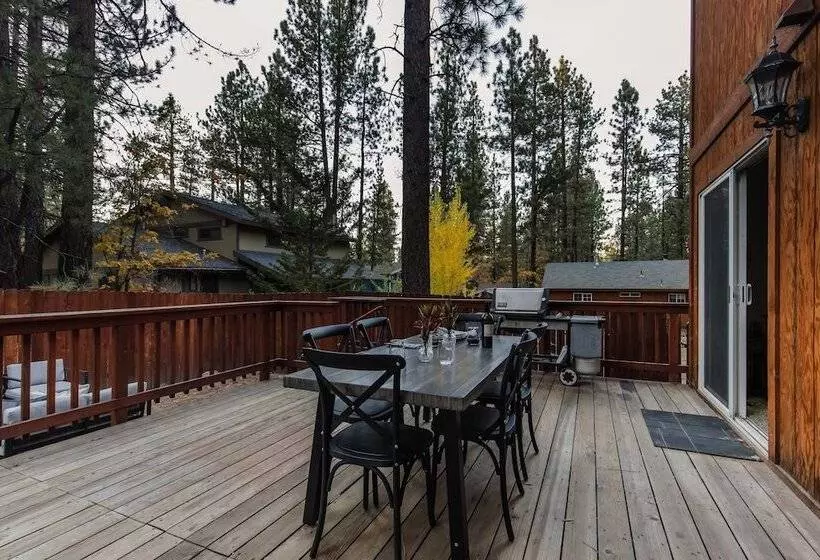Jumper By Avantstay Serene Stylish Cabin W/ Hot Tub
