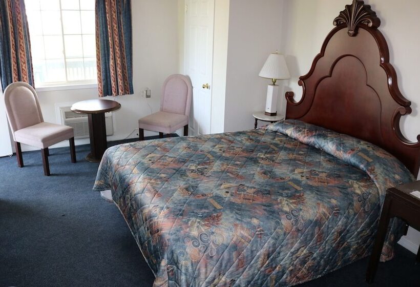 モーテル Fenelon Inn