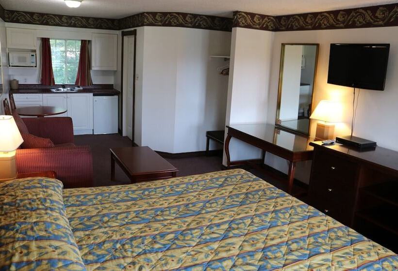 モーテル Fenelon Inn