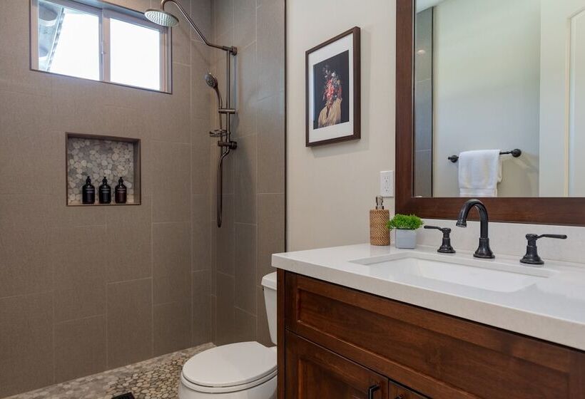 Nahana By Avantstay Pool, Pickleball, And Chic Design