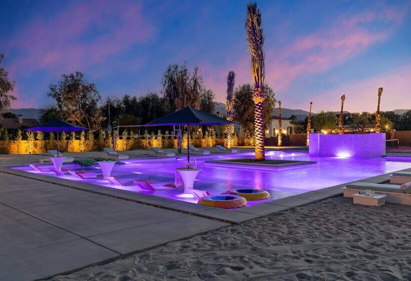 Nahana By Avantstay Pool, Pickleball, And Chic Design