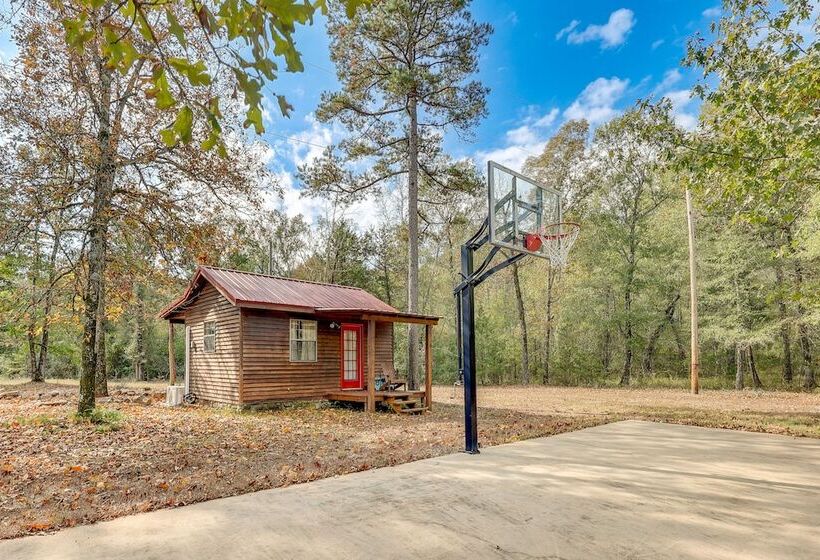 Cozy Oden Oasis W/ On Site Fishing Creek & Deck!