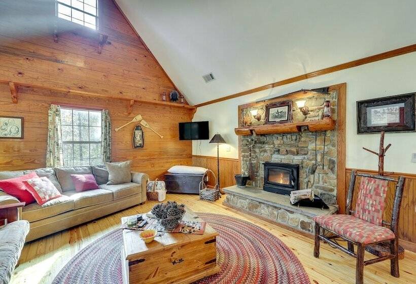 Cozy Oden Oasis W/ On Site Fishing Creek & Deck!