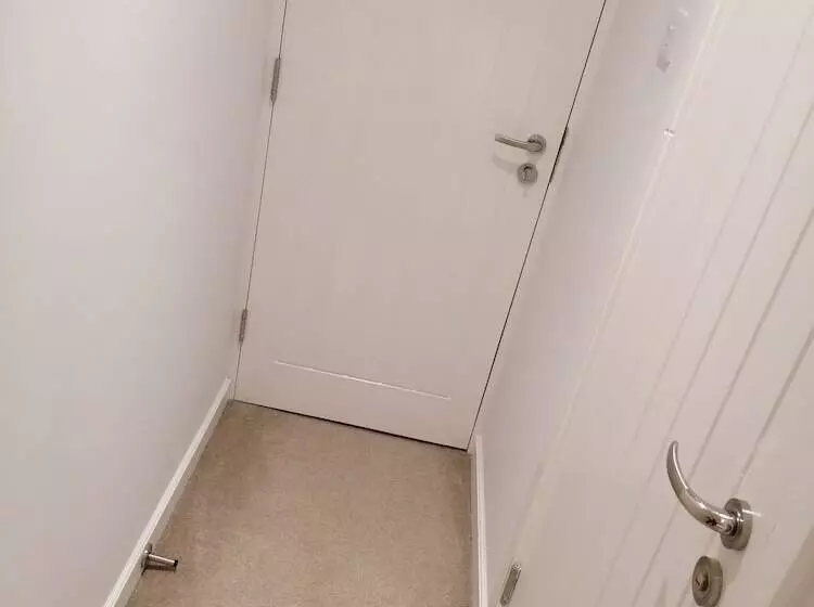 Majatalo 92 Seaford Street