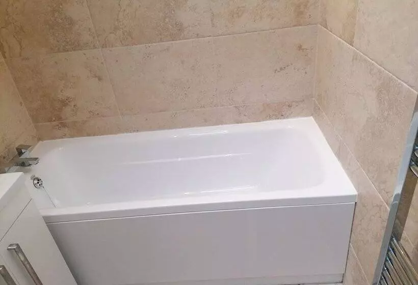 Majatalo 92 Seaford Street