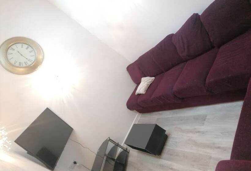 膳宿费 92 Seaford Street