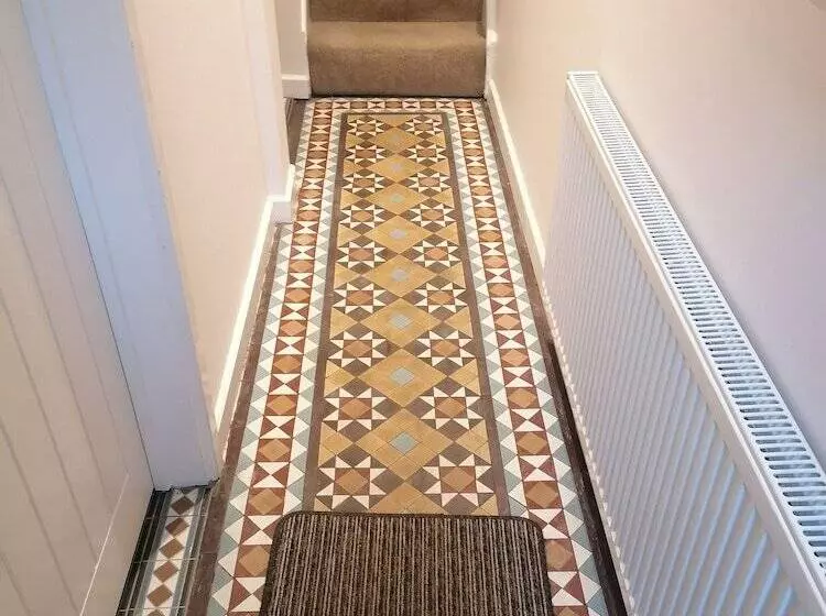 Majatalo 92 Seaford Street