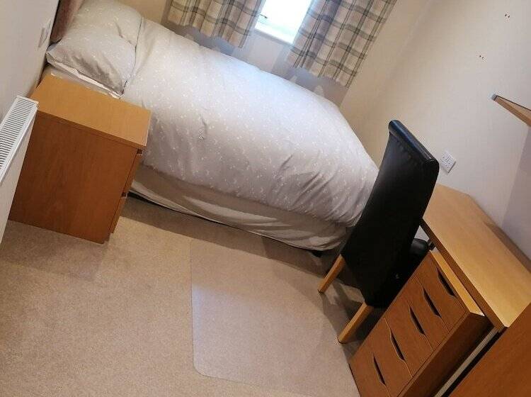 膳宿费 92 Seaford Street