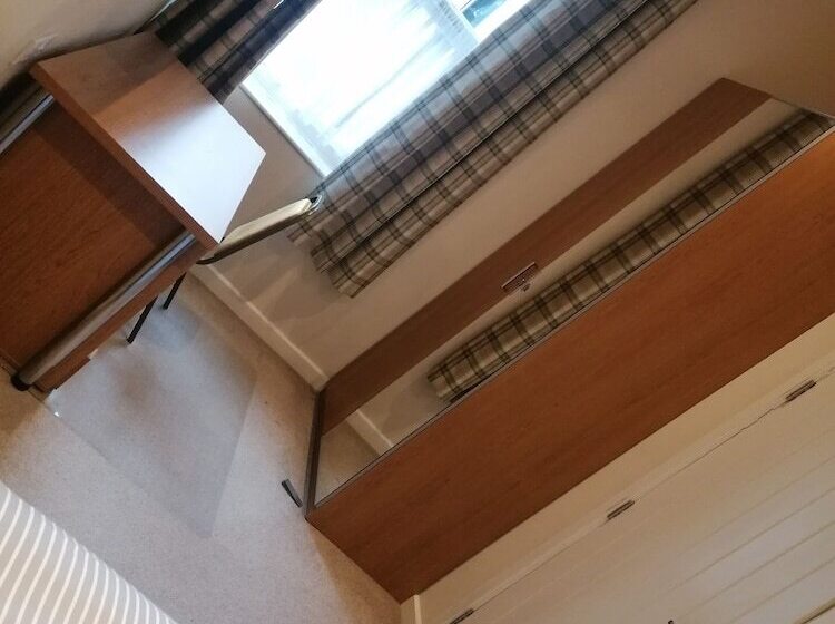 膳宿费 92 Seaford Street