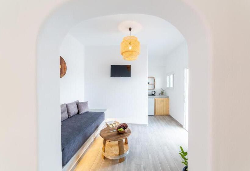 Pension Athiri Luxury Suites