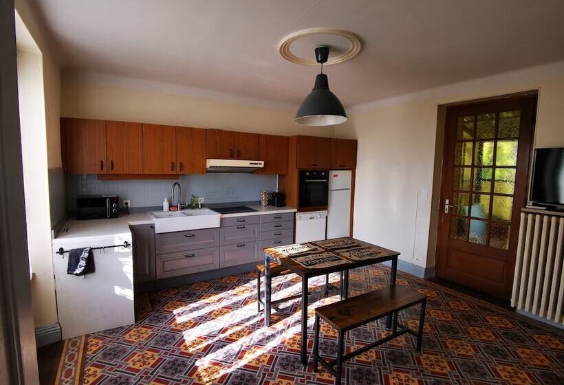 פנסיון Chez Sandrine