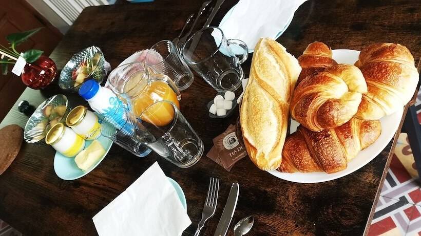 פנסיון Chez Sandrine