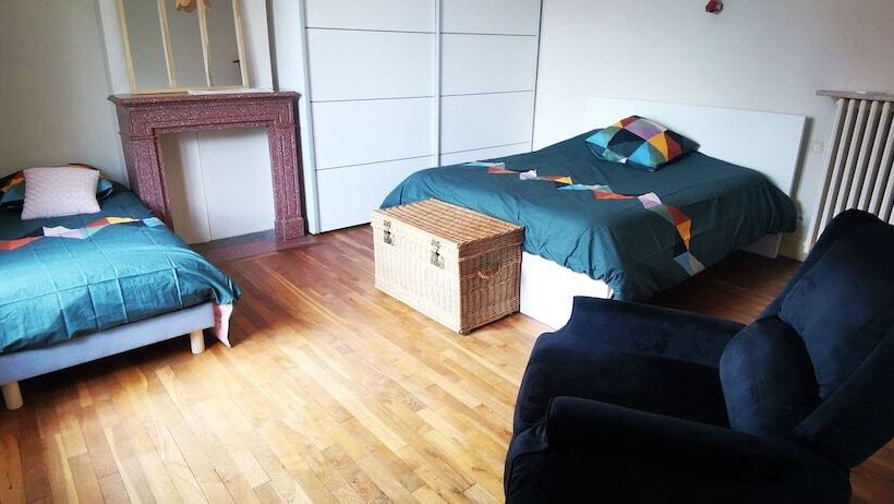 פנסיון Chez Sandrine