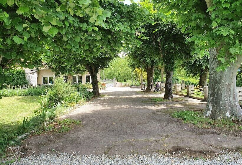 펜션 Le Cèdre Bleu