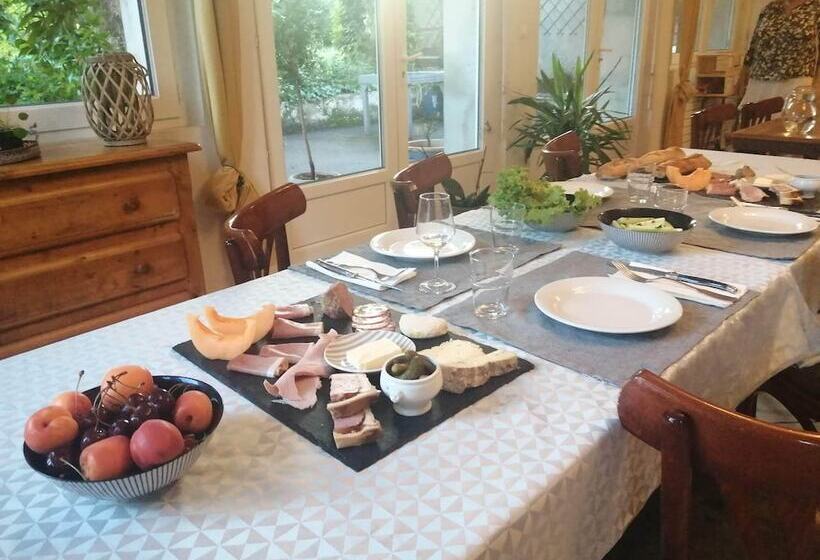 펜션 Le Cèdre Bleu