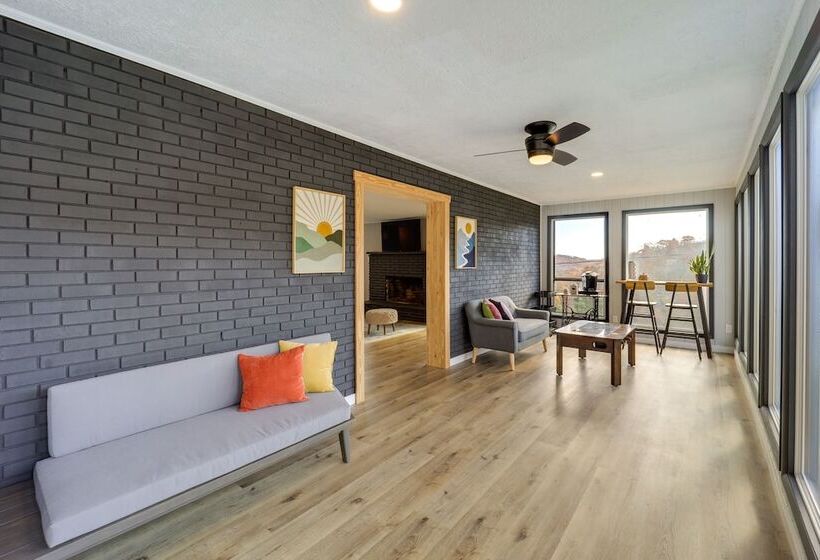 Pet Friendly Boone Home W/ Scenic Mountain Views!