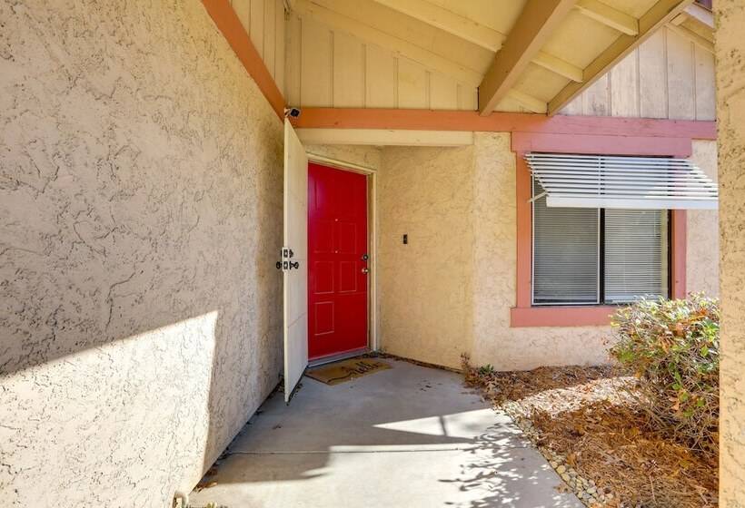 Pet Friendly Citrus Heights Home: Fenced Backyard!