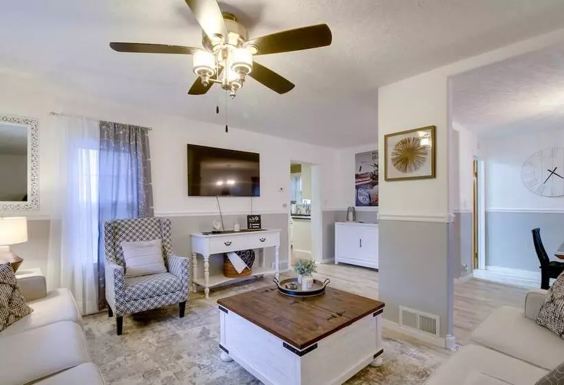 Pet Friendly Cottage: 8 Mi To Paul Bunyan Land!