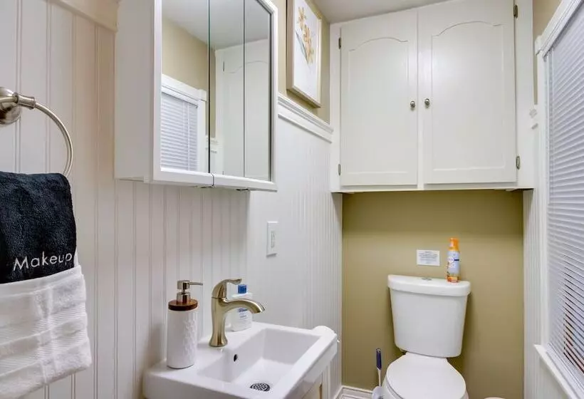 Pet Friendly Cottage: 8 Mi To Paul Bunyan Land!