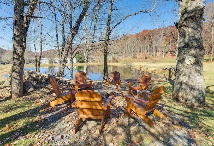 Pet Friendly Topton Home W/ Patio, Deck & Views!