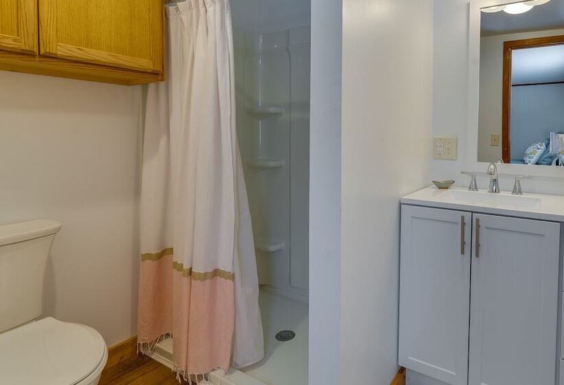 Pet Friendly Topton Home W/ Patio, Deck & Views!