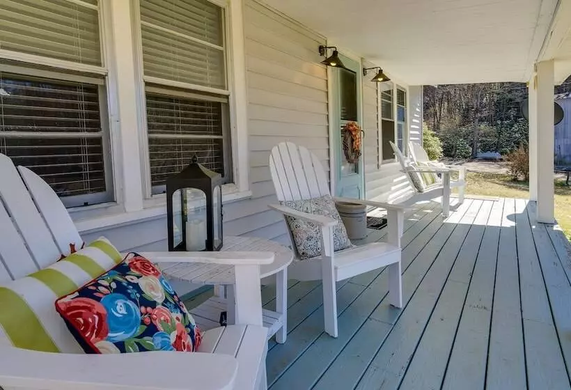 Pet Friendly Topton Home W/ Patio, Deck & Views!