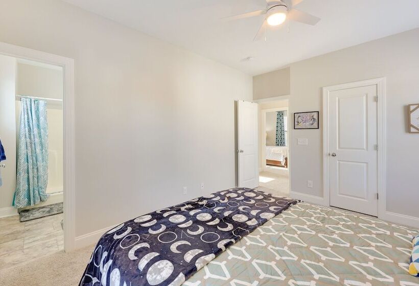 Pet Friendly Wilmington Home   2 Mi To Riverwalk