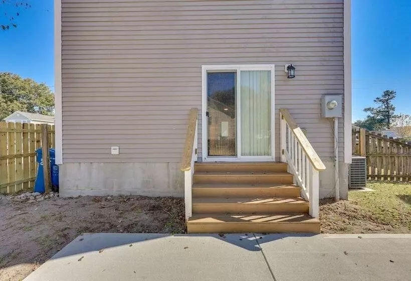 Pet Friendly Wilmington Home   2 Mi To Riverwalk