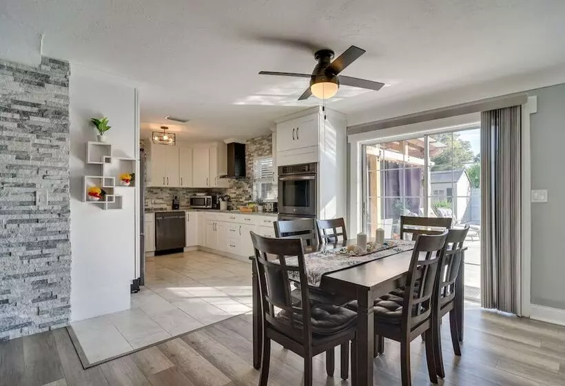 Pinellas Park Escape W/ Heated Pool!