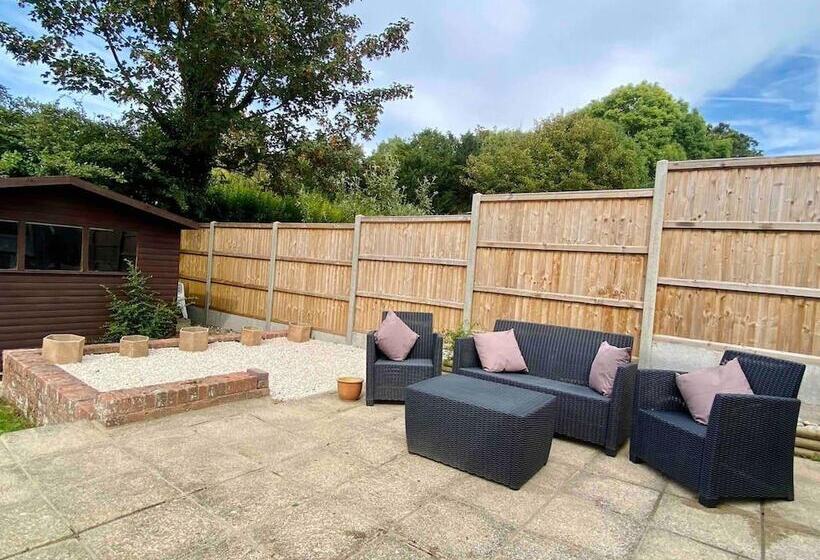 Резиденция Tranquil Bridge Escape