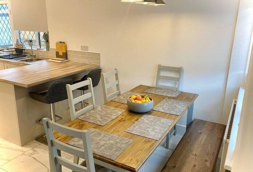 Резиденция Tranquil Bridge Escape