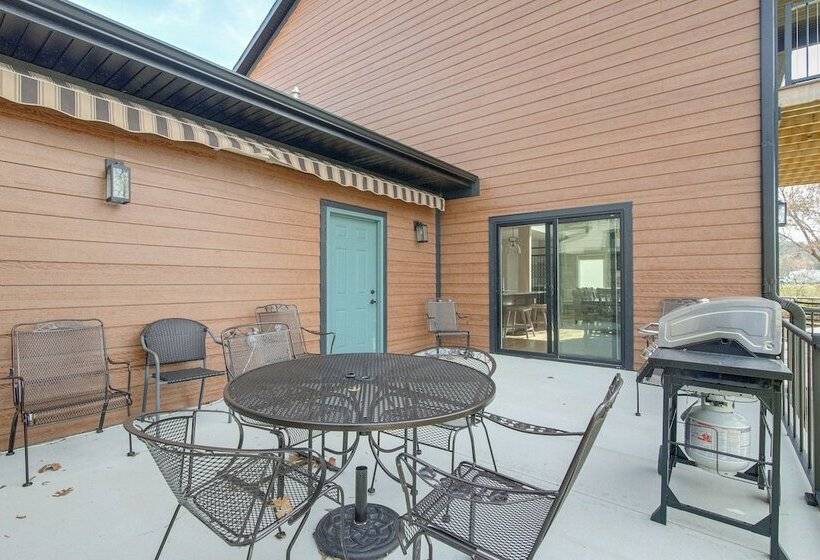 Riverfront Cotter Home: Close To Trout Fishing!