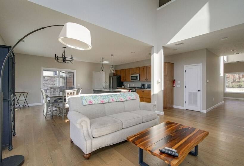 Riverfront Cotter Home: Close To Trout Fishing!