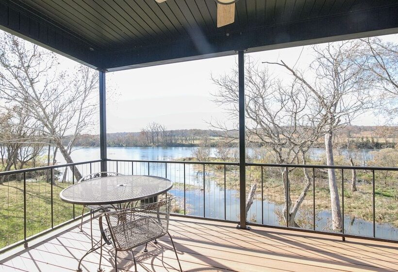 Riverfront Cotter Home: Close To Trout Fishing!