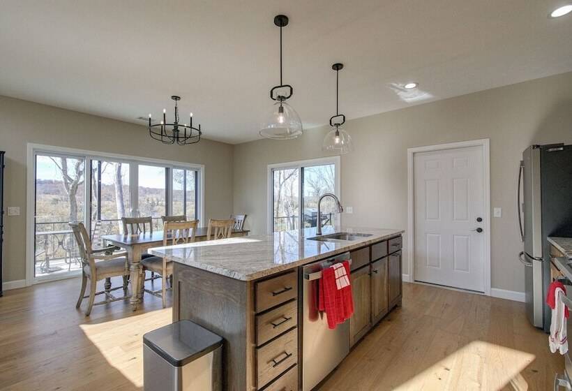 Riverfront Cotter Home: Close To Trout Fishing!